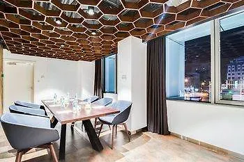 Park Inn By Radisson Kyiv Troyitska אוקראינה