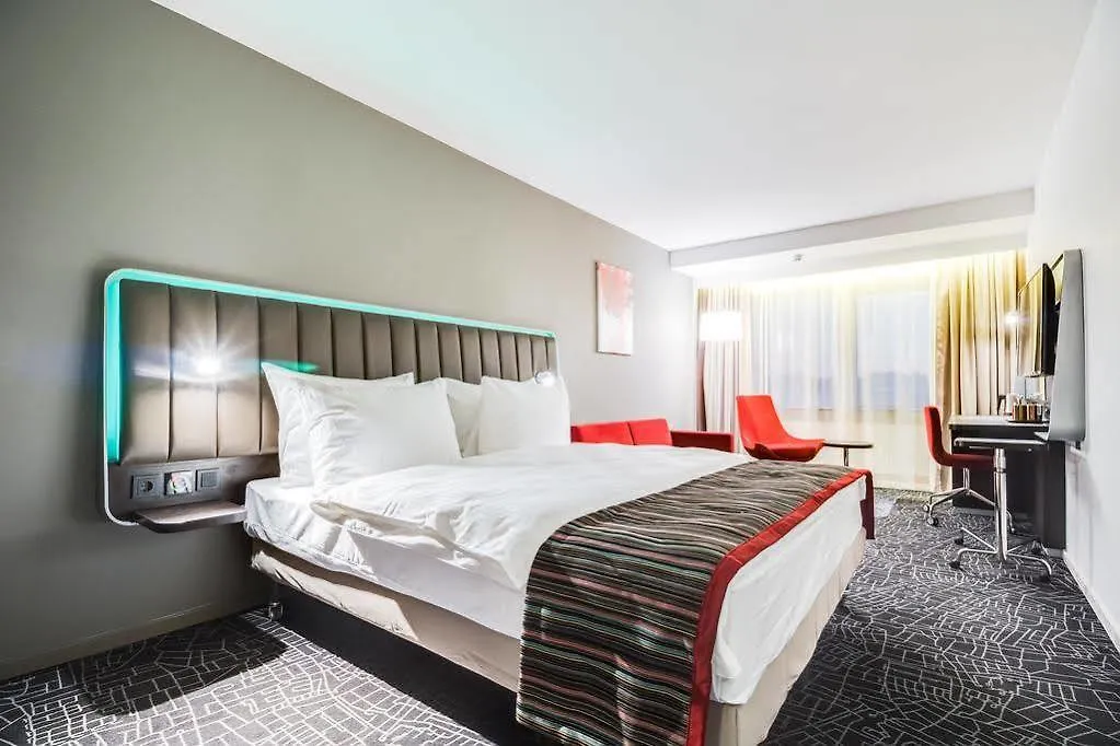 Park Inn By Radisson Kyiv Troyitska 4*,  Ukraine