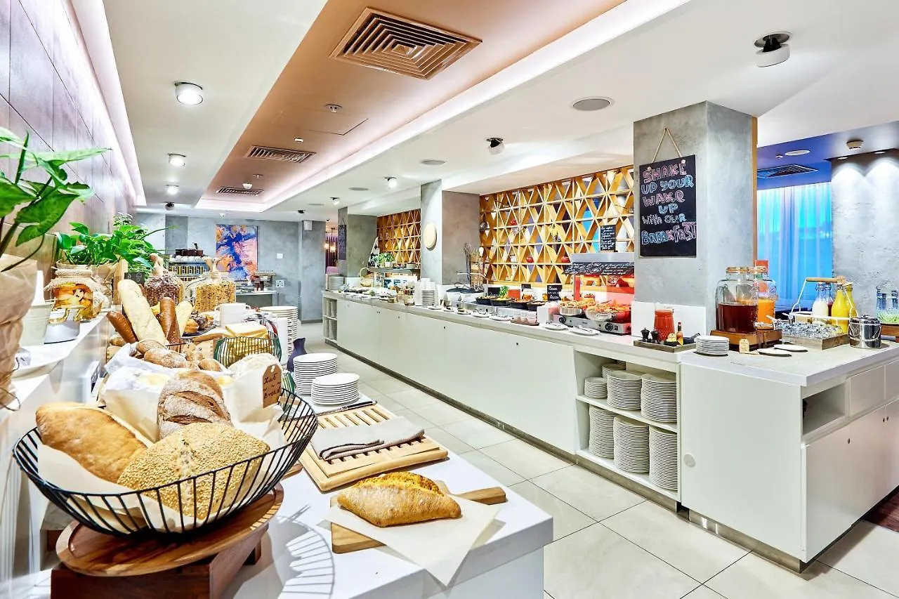 Park Inn By Radisson Kyiv Troyitska Hotell
