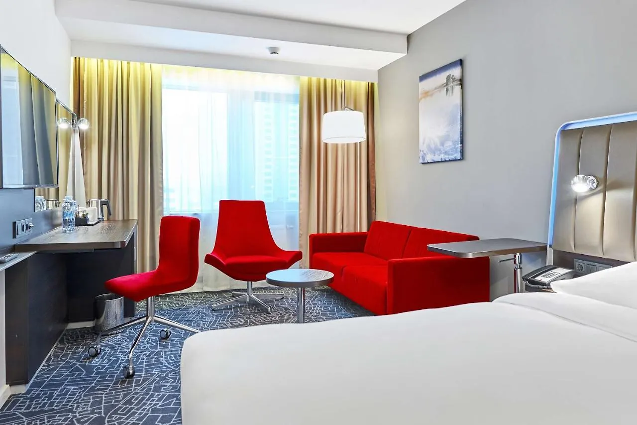 Park Inn By Radisson Kyiv Troyitska 4*,